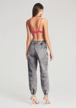 Miriam Pant -Zesty Dresses Sales 220111 Retrofete eComm Set2 SHOT 72 5046