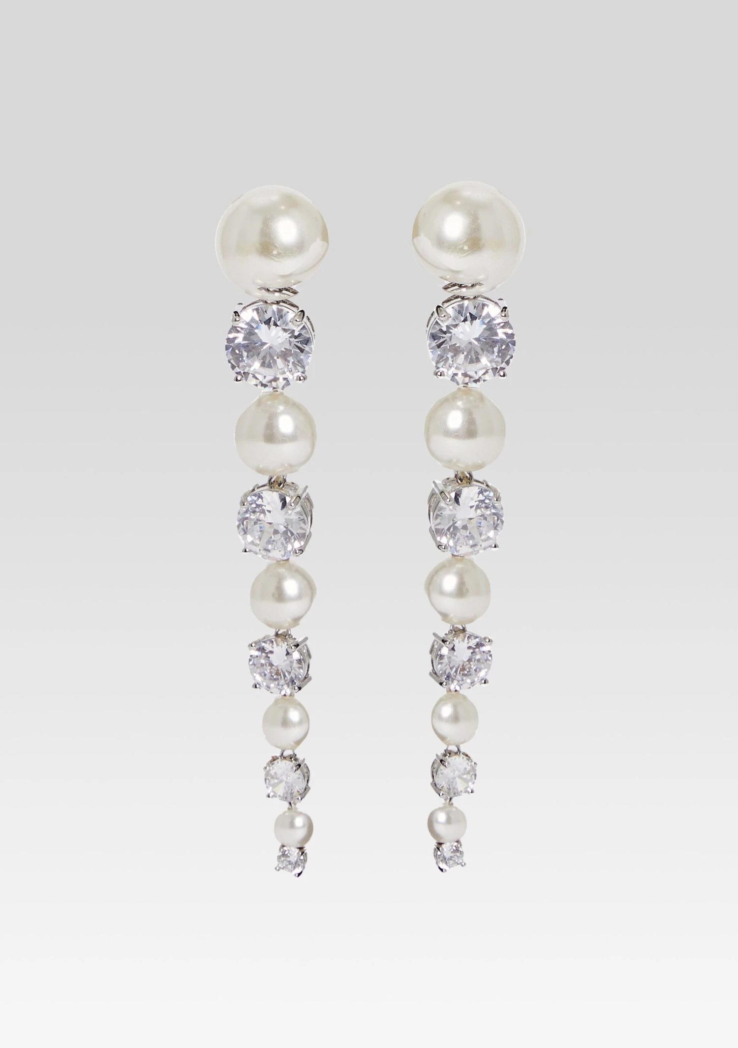 Quinn Earring 1 Quinn Earring