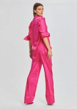 Raines Silk Shirt -Zesty Dresses Sales Ecommerce Crop 221115 Ecom SET1 SHOT 05 1249