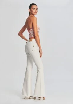 Moore Mid Rise Flare Jean -Zesty Dresses Sales Ecommerce Crop 221115 Ecom SET1 SHOT 40 6484 d5be1220 88ad 46db a636 eaa710c17290