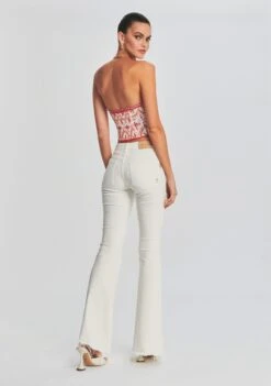 Moore Mid Rise Flare Jean -Zesty Dresses Sales Ecommerce Crop 221115 Ecom SET1 SHOT 40 6501 091ecae4 e1b0 4b74 8f70 6c2d1d5892a8