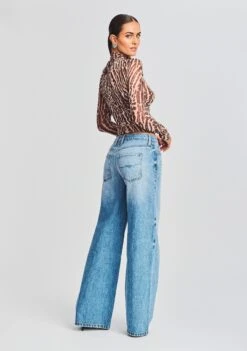 Fiona Jean -Zesty Dresses Sales Ecommerce Crop 23 07 18 SET1 Sana Top Fiona Jean 0152 ECOMM d4c2fd37 1873 4b07 a5b1 58c532359cd7