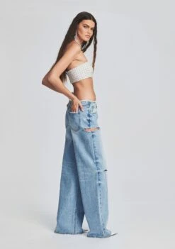 Frenchie Pearl Bra -Zesty Dresses Sales Ecommerce Crop 230111 RETROFETE SET2 SHOT71 71881 eComm