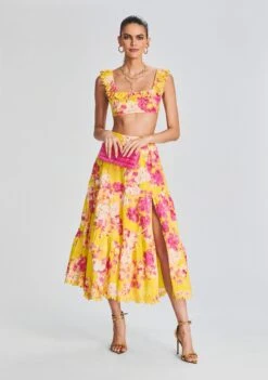 Auril Top -Zesty Dresses Sales Ecommerce Crop 230201 Retrofete SET2 SHOT21 002 eComm