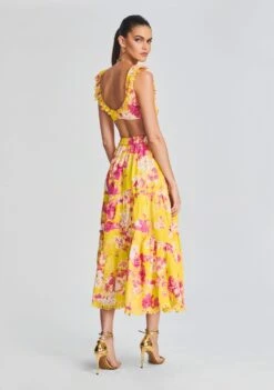 Auril Top -Zesty Dresses Sales Ecommerce Crop 230201 Retrofete SET2 SHOT21 130 eComm