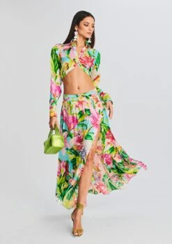 Lora Top -Zesty Dresses Sales Ecommerce Crop 230321 RETROFETE SET1 Shot 20 3593 eComm 976989cf b0c2 4021 becf 52feb1ca6209