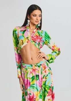 Lora Top -Zesty Dresses Sales Ecommerce Crop 230321 RETROFETE SET1 Shot 20 3645 eComm