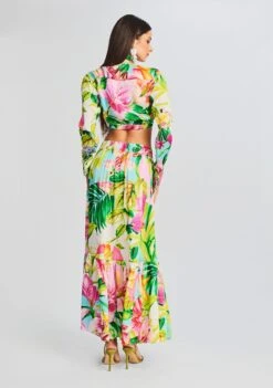 Lora Top -Zesty Dresses Sales Ecommerce Crop 230321 RETROFETE SET1 Shot 20 3705 eComm 292c1f0f 9572 4658 b8fc 212d43d583ff