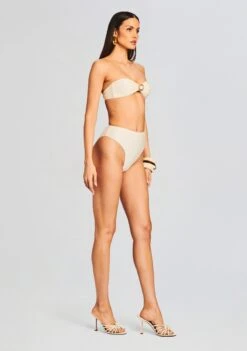 Lucia Bikini Top -Zesty Dresses Sales Ecommerce Crop 231128 LUCIABIKINITOP YARALYCRAMAXIDRESS 4936 ECOMM