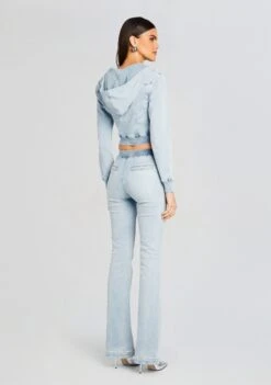 Catalina Terry Jean -Zesty Dresses Sales Ecommerce Crop 24 01 10 EDITHCROPPEDHOODIE CATALINAJEAN SKYLIGHTTERRY 0635 ECOMM 599ca82c c61a 4549 b8b8 829c401464ed