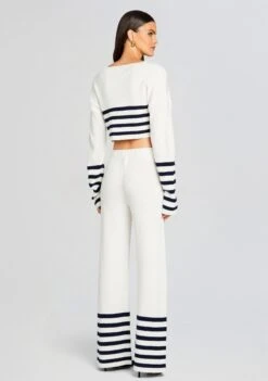 Sharlie Sweater -Zesty Dresses Sales Ecommerce Crop 24 01 11 SHARLIESWEATER POEPANT WHIENAVY 0559 ECOMM