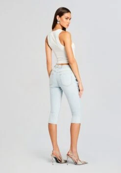 Avalon Capri 8 Avalon Capri -Zesty Dresses Sales Ecommerce Crop 24 04 17 AVALONSHORTS SKYLIGHT 1312 ECOMM