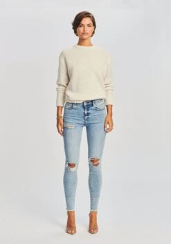 Maya Mid-Rise Jean -Zesty Dresses Sales Ecommerce Crop Retrofete eComm 220920 Set2 SHOT 08 0963