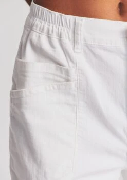 Myla Pant -Zesty Dresses Sales Ecommerce Crop Retrofete eComm SHOT 06 127